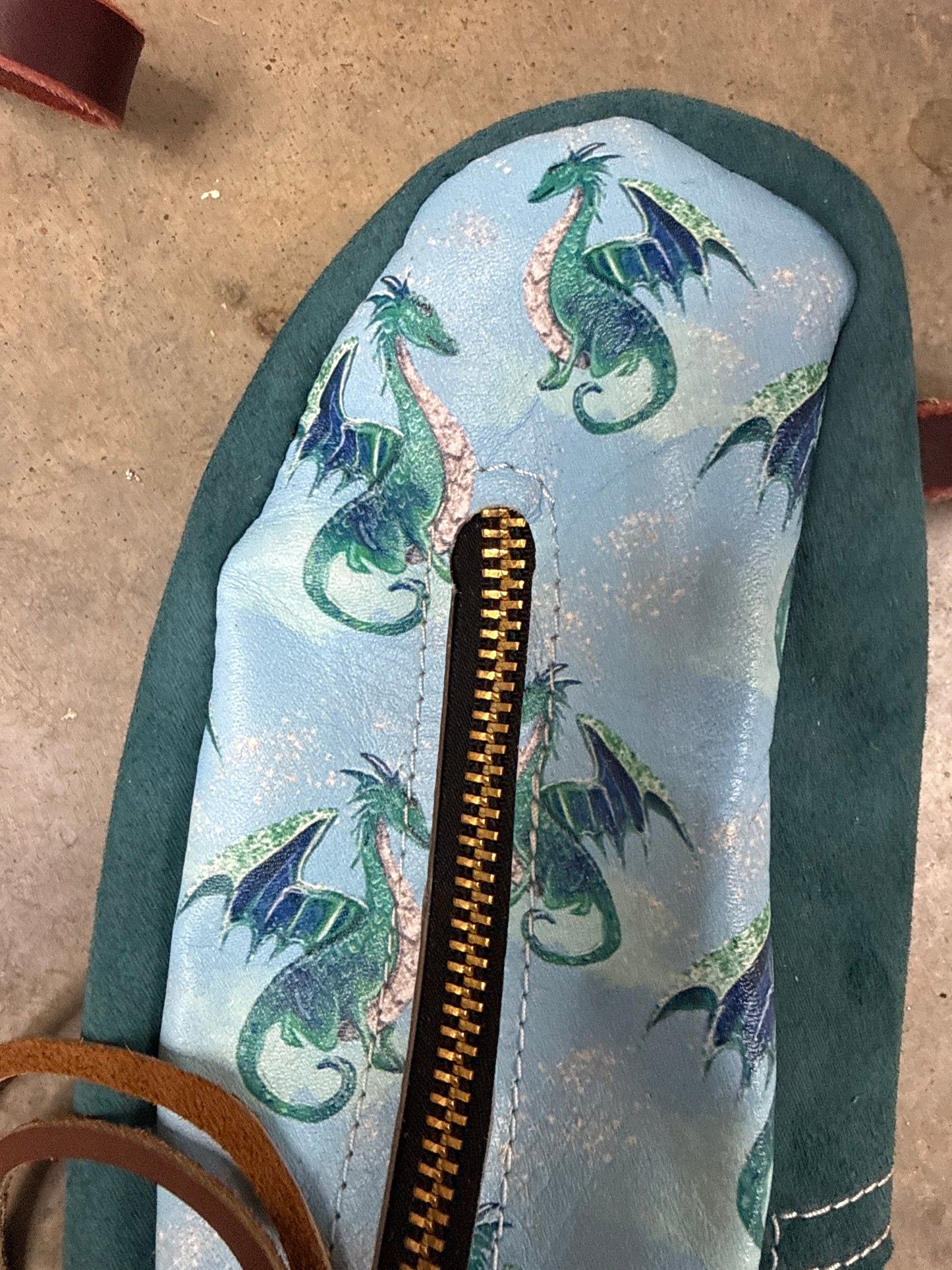 Small dragon bag