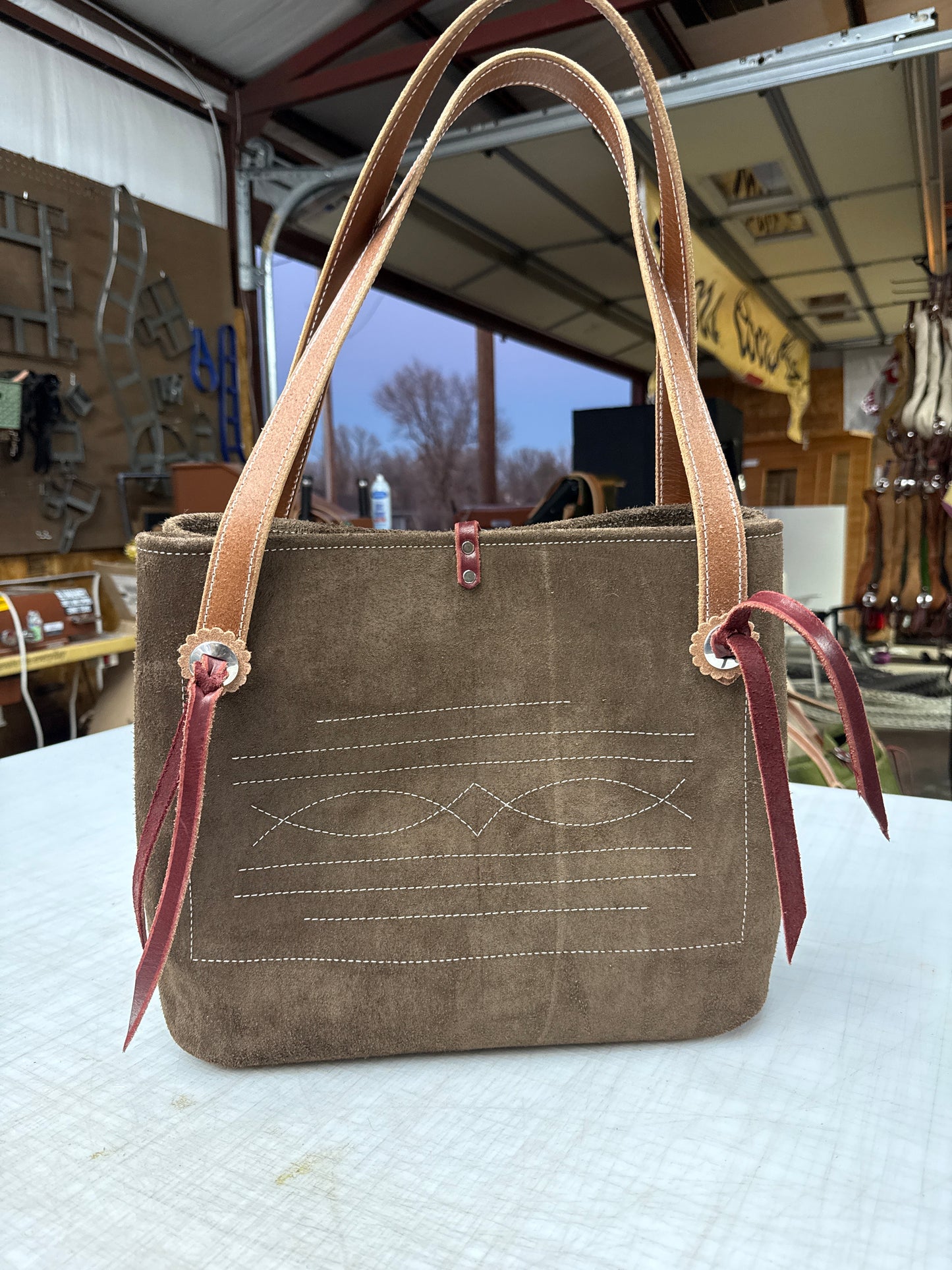 Brown ruff out tote