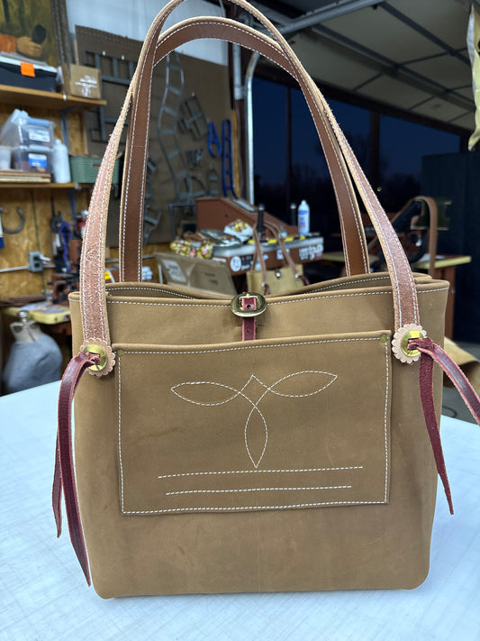 Smooth brown tote