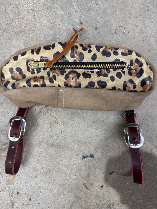 Leopard smooth small bag