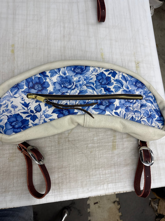 Blue floral print large cantle bag
