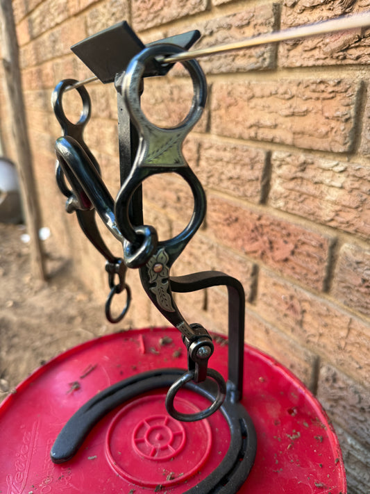 Short shank gag