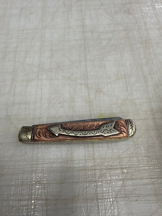 Copper scale knife by Dan Conway ￼