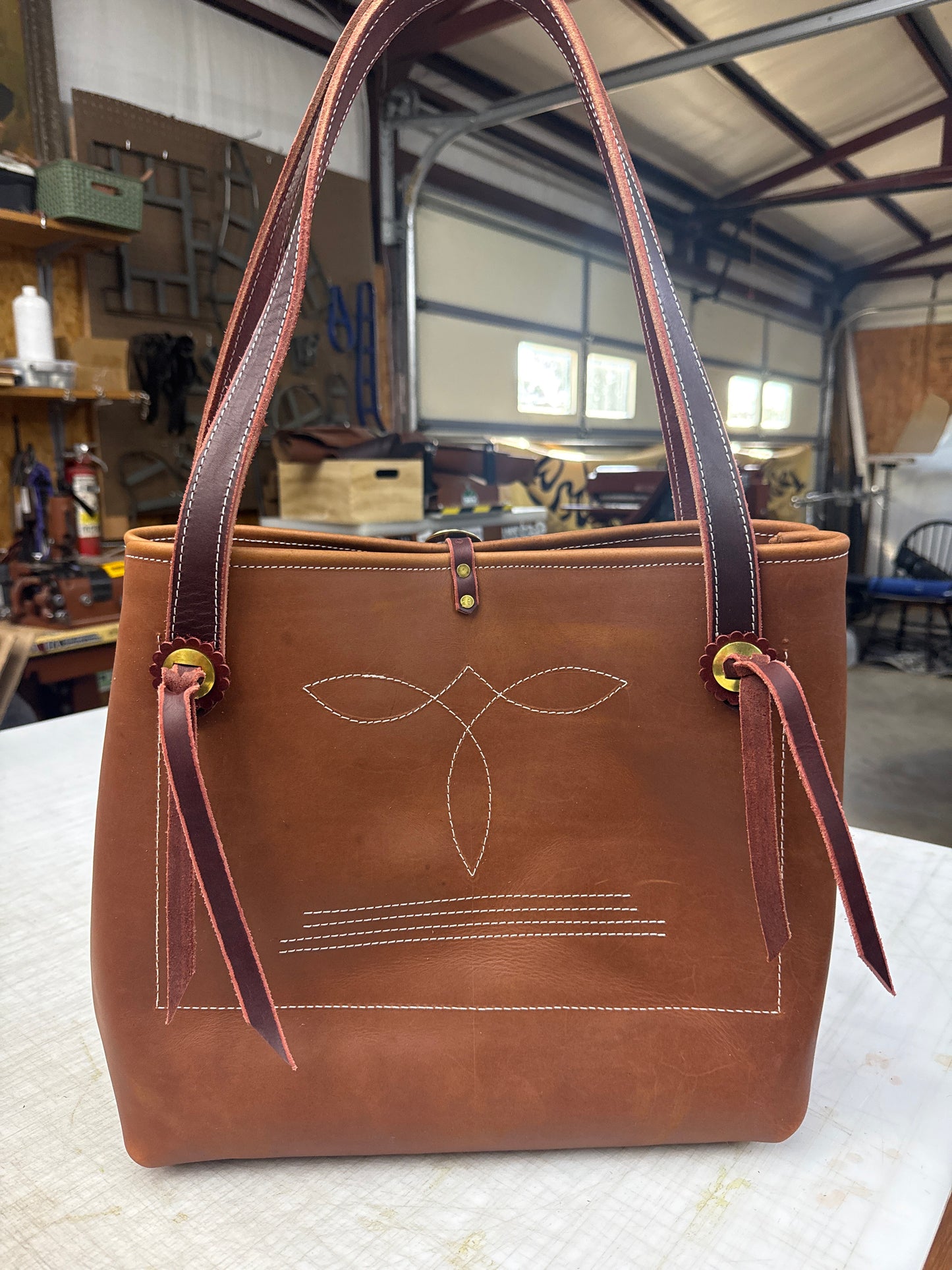 Smooth brown tote