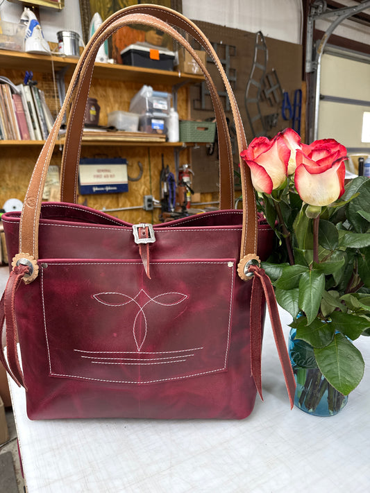 Burgundy smooth bag￼￼