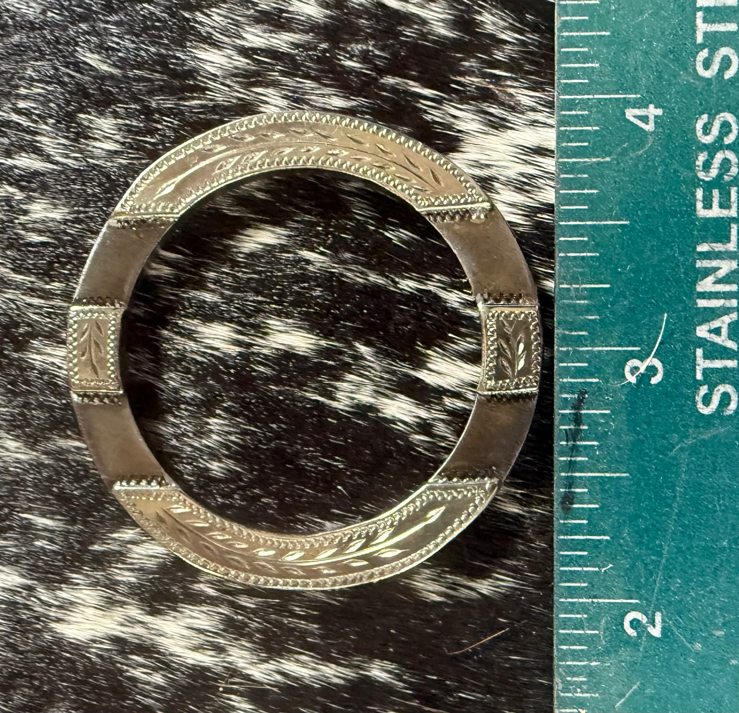 Handmade mounted ring