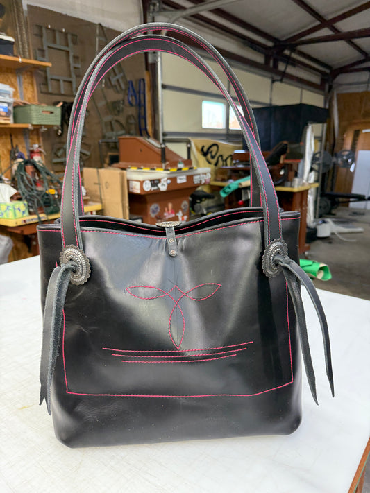 Black and hot pink bag!